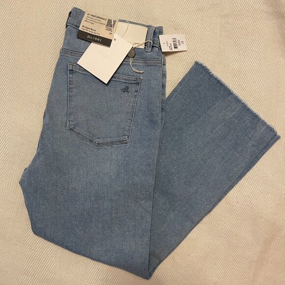 DL1961 Bridget Boot High Rise Instasculpt Crop Flare Jeans in Light Blue Size 33 - Picture 1 of 9